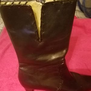 Womens black leather boot
